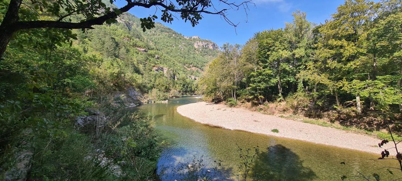 Gite La Cardabelle Ispagnac Exterior foto